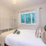 Pass The Keys Family Friendly In Baildon Court-free Parking 布雷得佛