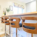 公寓 Pass The Keys Family Friendly In Baildon Court-free Parking *