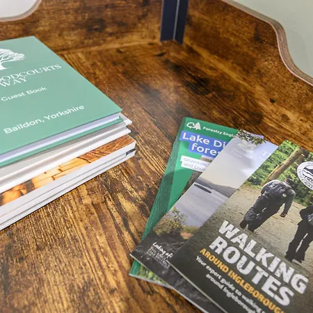 Pass The Keys Family Friendly In Baildon Court-free Parking Apartment