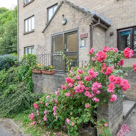 Pass The Keys Family Friendly In Baildon Court-free Parking Apartamento