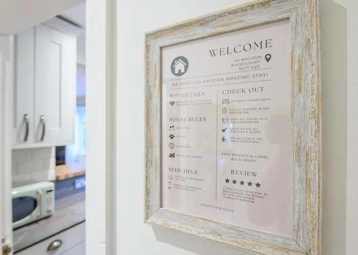 Pass The Keys Family Friendly In Baildon Court-free Parking Apartment